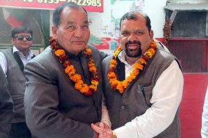 फाइल फोटों : फाइल फोटों यूकेडी के दोनों धड़ों के नेता