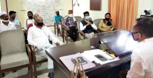 एसएसपी से कांग्रेसियों ने चर्चा की 