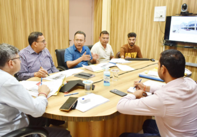 राष्ट्रीय स्वास्थ्य मिशन के निर्माण की डीएम ने की समीक्षा