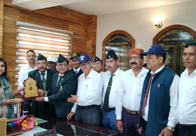 पूर्व सैनिक संगठन ने नवनियुक्त डीएम से की मुलाकात
