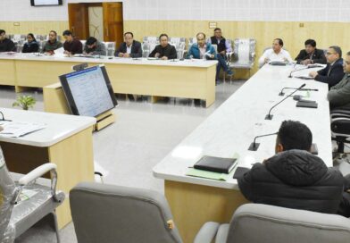 डोर-टू-डोर कूड़ा कलेक्शन की व्यवस्था को बेहतर करने के दिए निर्देश