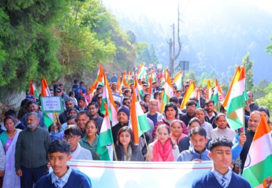 डीएम ने एकता एवं नशामुक्ति पथ यात्रा को हरी झंडी दिखाकर किया रवाना