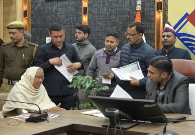 बुजर्ग दम्पति को पुत्रों ने घर निकाला बाहर, डीएम ने दर्ज करवाया भरणपोषण वाद