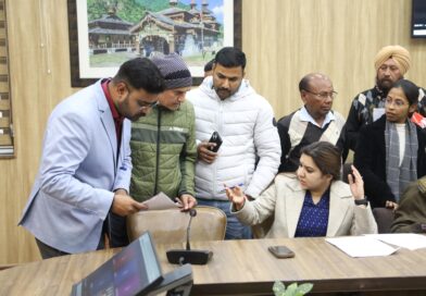 जनता दर्शन में उमड़ी भीड़ः 190 फरियादी पहुंचे समाधान की आस में