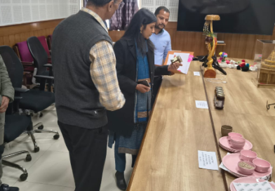 डीएम ने किया बेहतर प्रदर्शन करने के लिए प्रेरित