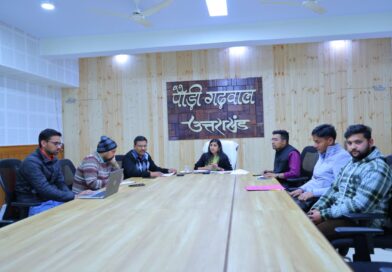 डीएम ने ली गैस सिलेंडर आपूर्ति व्यवस्था की समीक्षा, एसडीएम को नियमित निरीक्षण के निर्देश