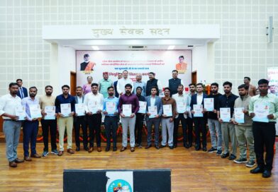 सीएम ने 63 सफाई निरीक्षकों को नियुक्ति पत्र किए प्रदान