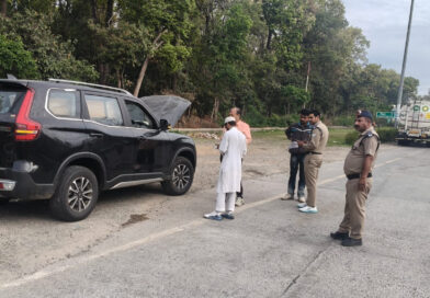 बिना रजिस्टर्ड स्कॉर्पियो-एन चला रहा था नाबालिग, सीज : औरों पर भी हुई ये कार्रवाई