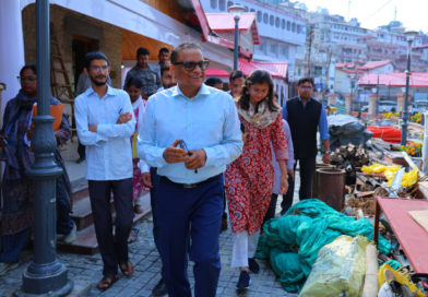 प्रभारी सचिव ने निर्माण कार्यों का किया निरीक्षण