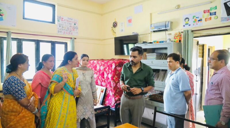 बाल संरक्षण गृह नारी निकेतन