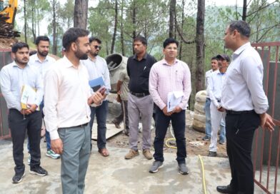 कर्णप्रयाग पेयजल योजना का जिलाधिकारी ने किया निरीक्षण