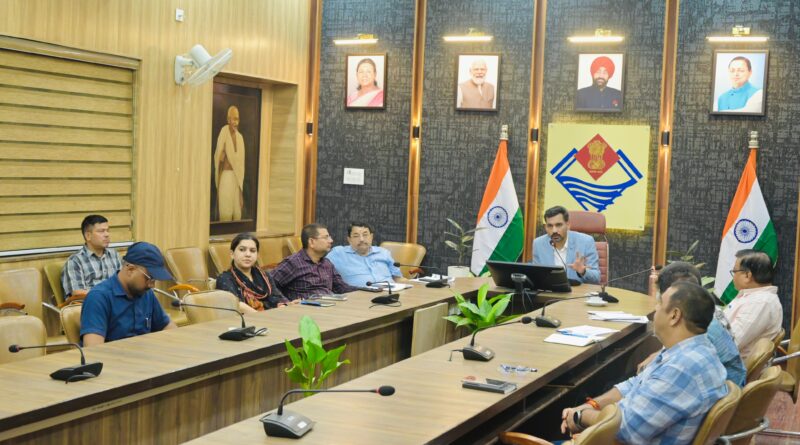 सहस्रधारा हेलीपैड के पास बनेंगे नेचुरल चेकडैम