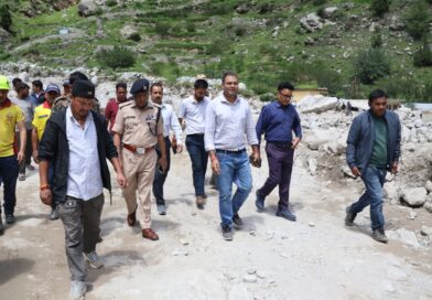 तमक नाले में राहत-बचाव कार्यों का जिलाधिकारी ने लिया जायजा