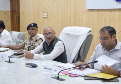 युक्त गढ़वाल मंडल ने आपदा प्रभावित क्षेत्रों की व्यवस्थाओं को लेकर ली समीक्षा बैठक