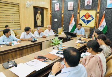 'मतदाता सूची पुनरीक्षण', 'राजनीतिक दल' और 'जिलाधिकारी