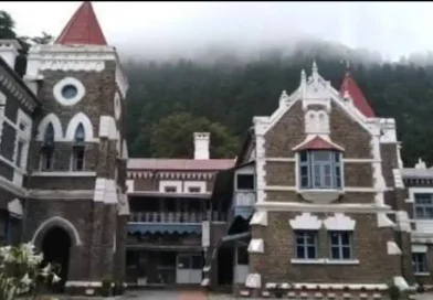 नैनीताल हाईकोर्ट में मंत्री से जुड़े केस से जस्टिस आलोक मेहरा अलग Caption: हाईकोर्ट ने मंत्री वाले मामले को नई पीठ के लिए मुख्य न्यायाधीश को भेजा