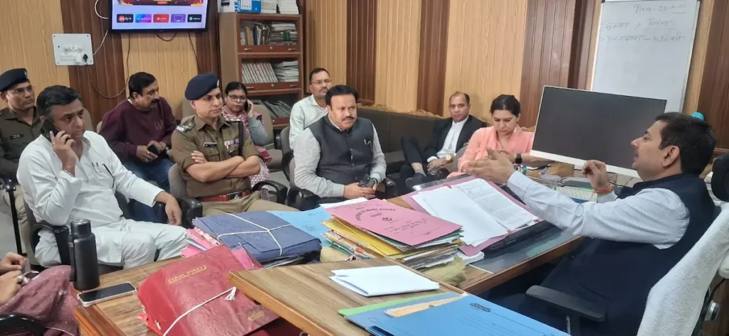 पलटन बाजार में सुबह 11 से शाम 7 बजे तक वाहनों की नो एंट्री