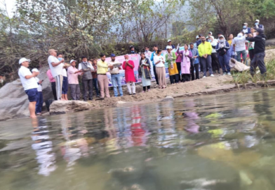 पूर्वी नयार नदी को बचाने के लिए थलीसैंण में चला महाअभियान, नदी से हटाया कचरा