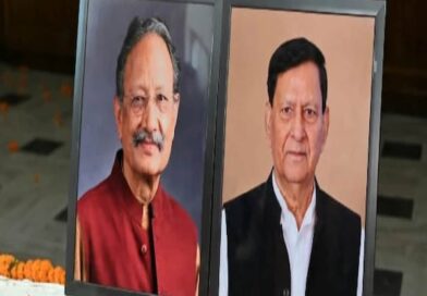 उत्तराखंड विधानसभा सत्र 2026 में स्वर्गीय भुवन चन्द्र खण्डूड़ी और हीरा सिंह बिष्ट को श्रद्धांजलि देते हुए मुख्यमंत्री पुष्कर सिंह धामी