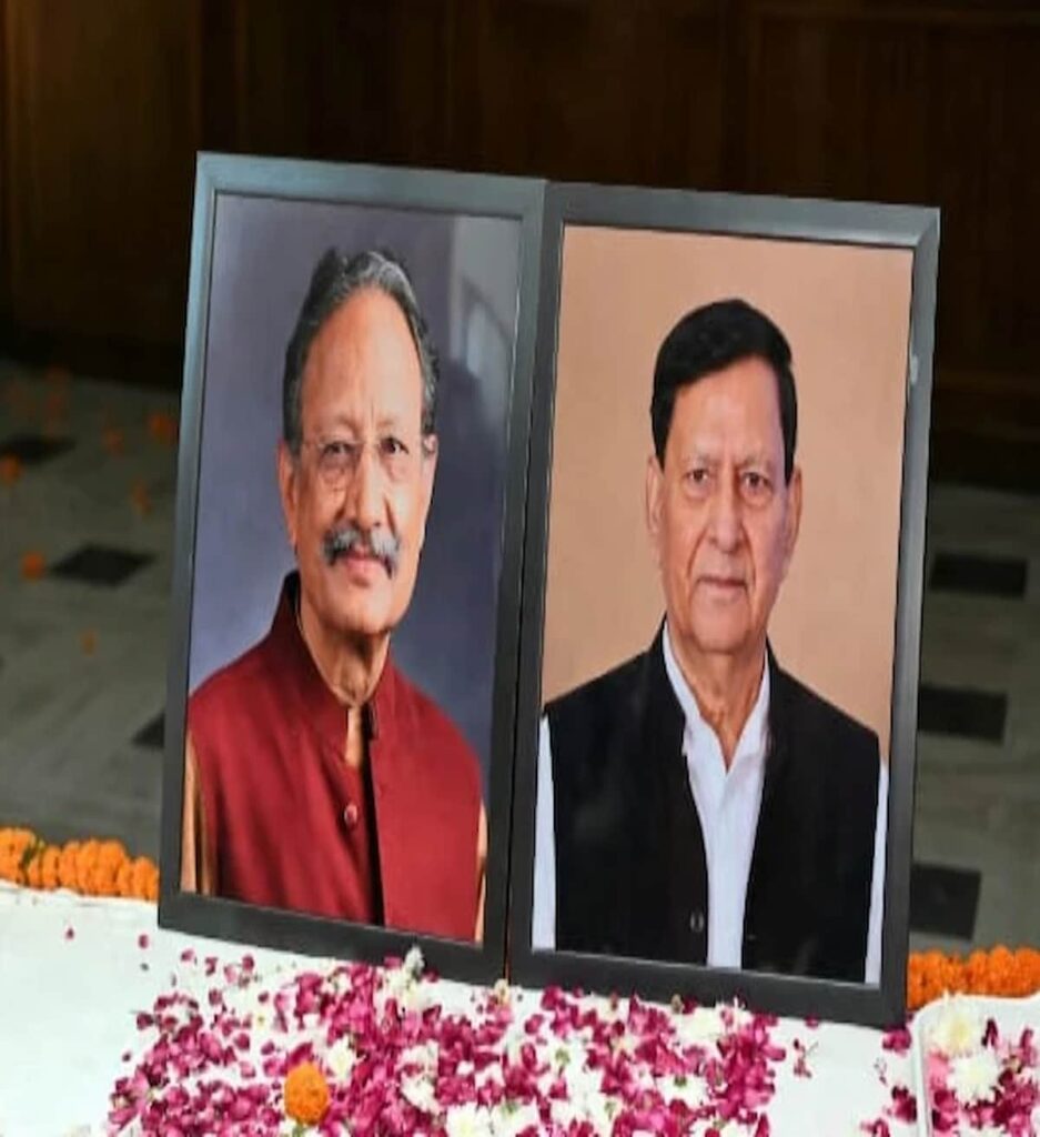 उत्तराखंड विधानसभा सत्र 2026 में स्वर्गीय भुवन चन्द्र खण्डूड़ी और हीरा सिंह बिष्ट को श्रद्धांजलि देते हुए मुख्यमंत्री पुष्कर सिंह धामी