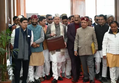 वर्ष 2047 तक उत्तराखंड को आत्मनिर्भर बनाना हमारा संकल्प जताते हुए गैरसैंण में मुख्यमंत्री पुष्कर सिंह धामी।
